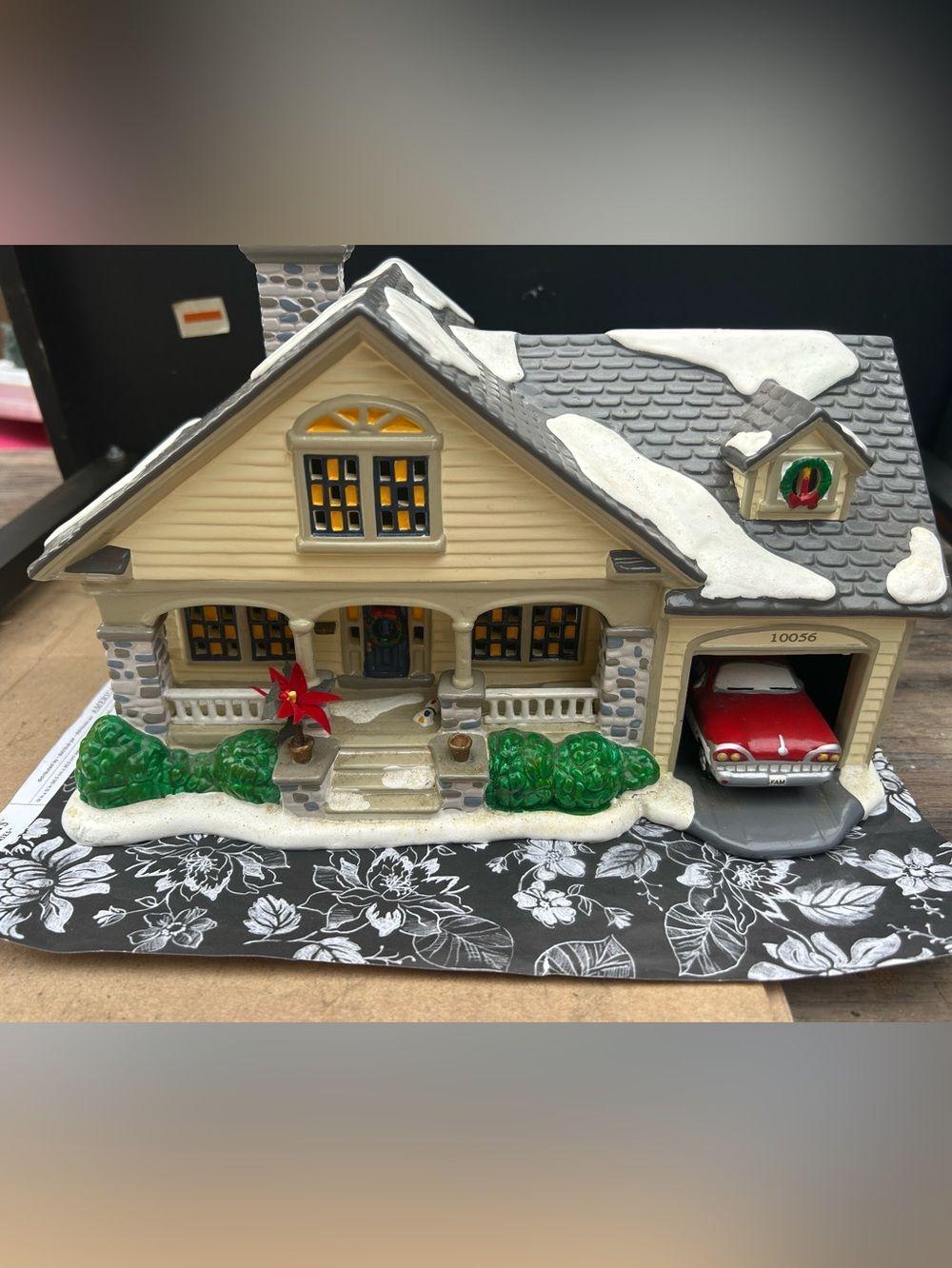 Department 56 The Brandon Bungalow Snow Village